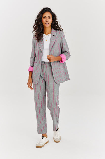 Veste Femme | Motif Chevrons Élégant | Doublure Rose Pour Un Look Professionnel Et Féminin