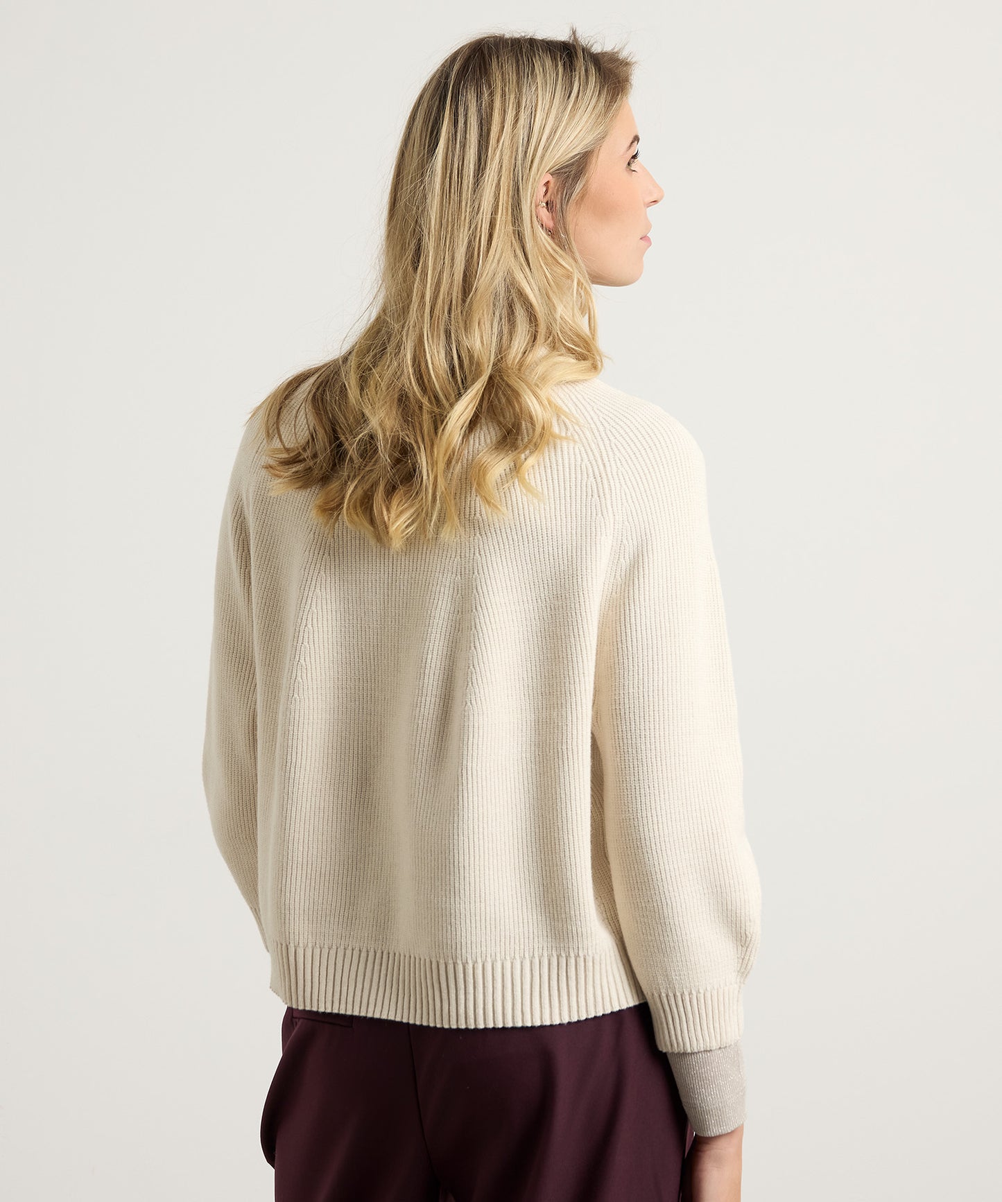 Pull Col Montant Fendu en Maille Douce