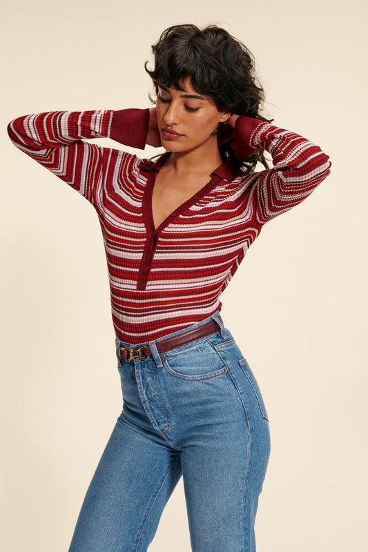 Top | Rayé Avec Col Polo Rouge | Rétro Et Féminin | Pour Un Look Casual Chic