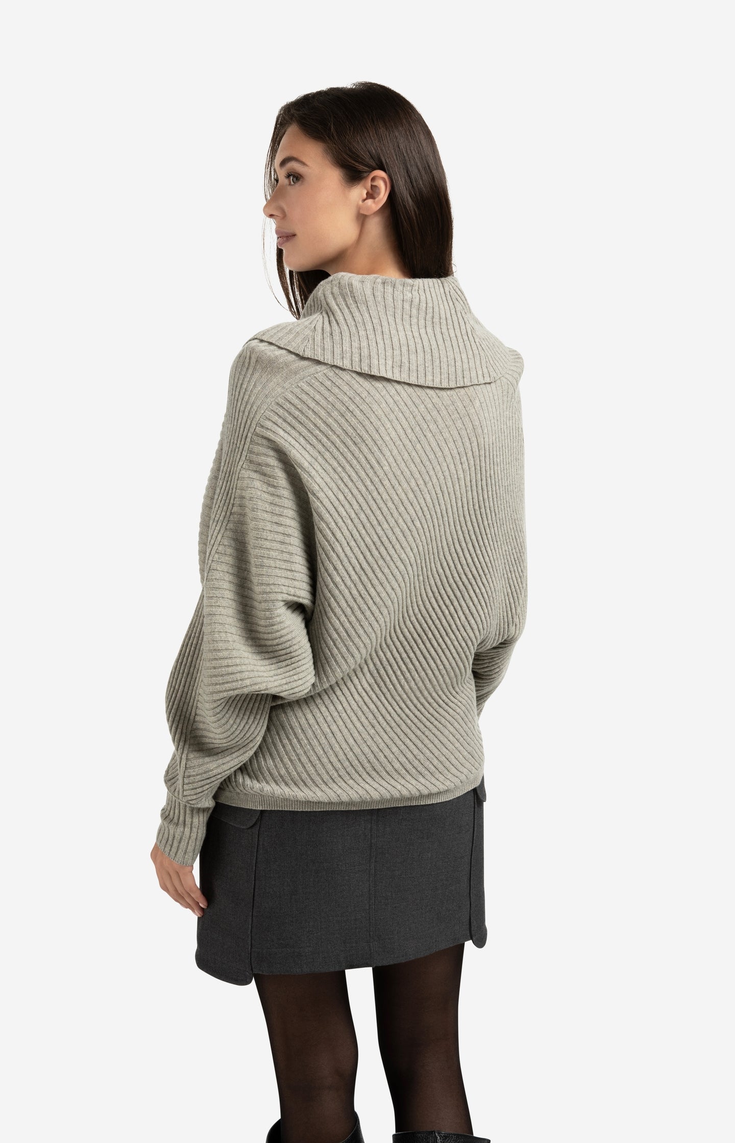 Pull Col Asymétrique en Maille Côtelée